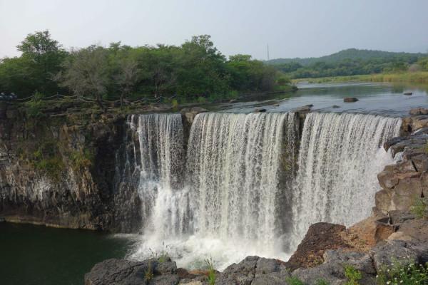 四川省人大代表昂然:建立数字乡村数据库,提升乡村人员实操能力